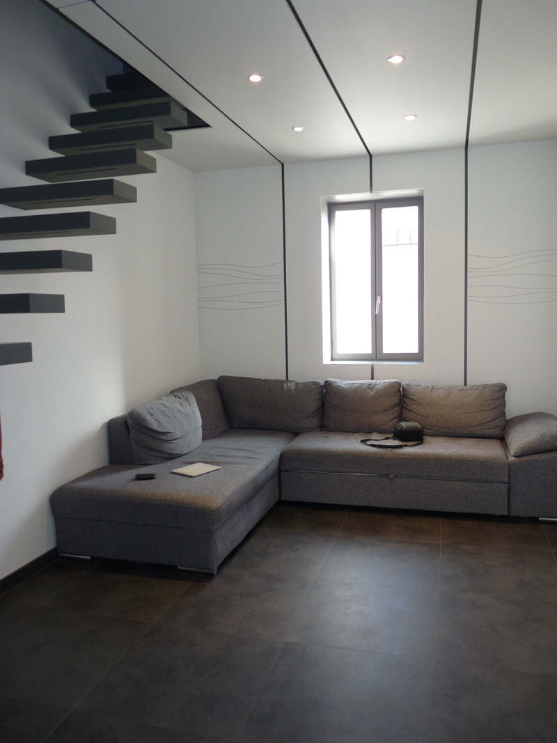 Parements muraux et escaliers, Le Tholonet